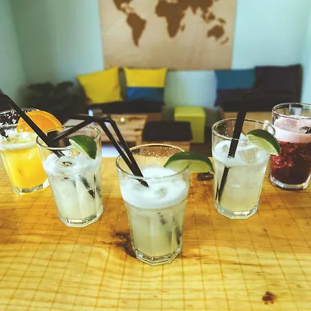 Cliff Surf House * Santa Cruz