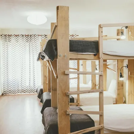 Cliff Surf House * Santa Cruz