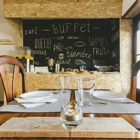 Hostel Cliff Surf House Santa Cruz