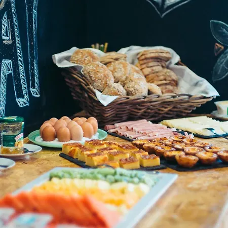 Hostel Cliff Surf House *