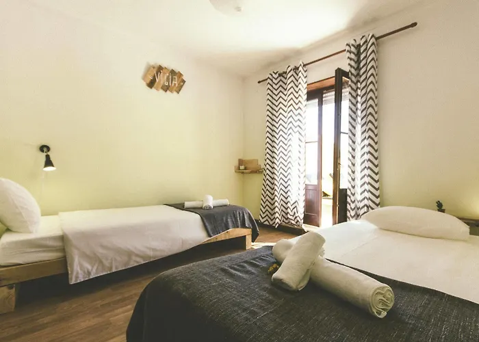 Хостел Cliff Surf House *