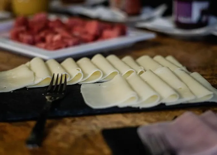 Хостел Cliff Surf House *