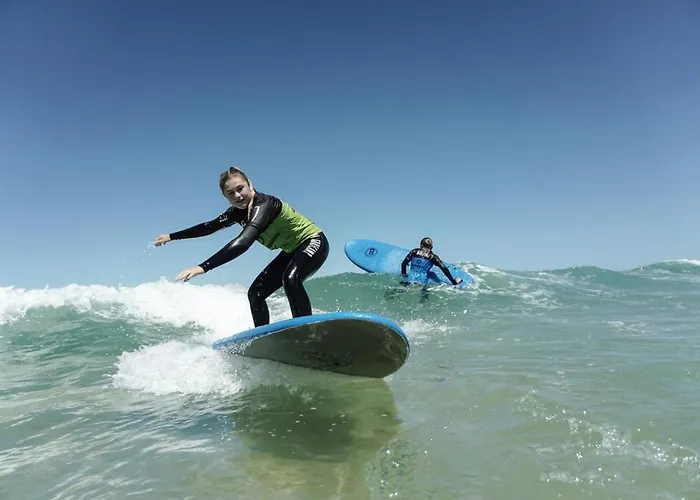 Cliff Surf House Хостел