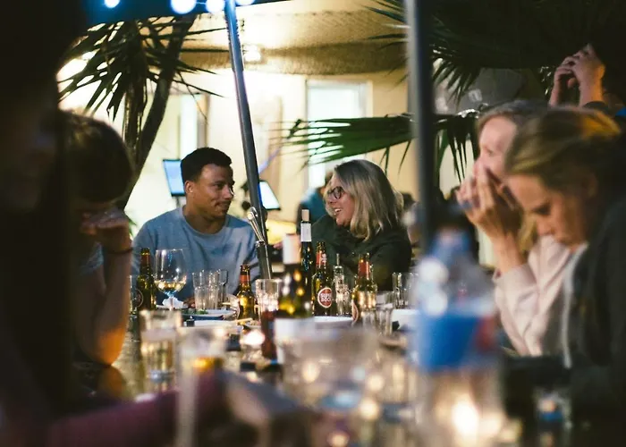 Cliff Surf House Хостел